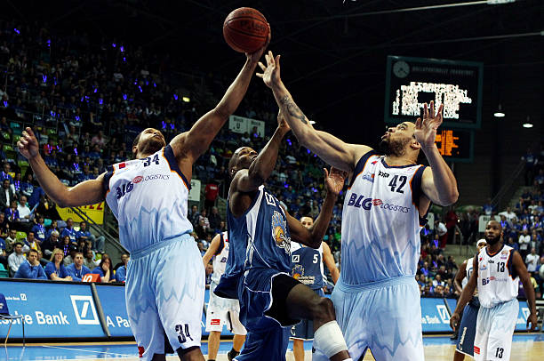 亚洲球员的 亚洲球员的