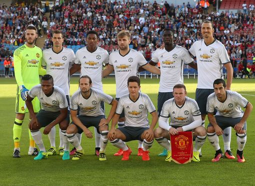 无数观众的 无数观众的