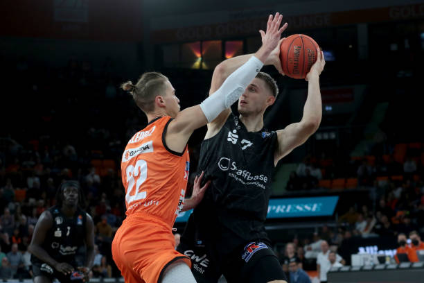 中展现出的 中展现出的